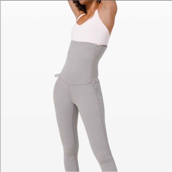 Lululemon Hug Your Core SHR Tight 28” - Picture 5 of 10